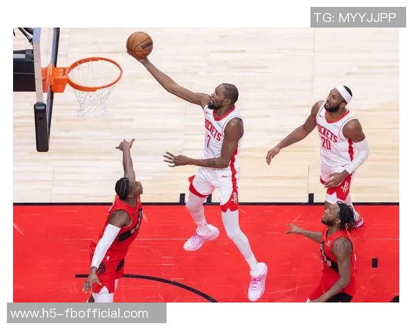 克里斯蒂感慨球队新面貌仅闪现两节不敌猛龙的遗憾之战 克里斯蒂感慨球队新面貌仅闪现两节不敌猛龙的遗憾之战