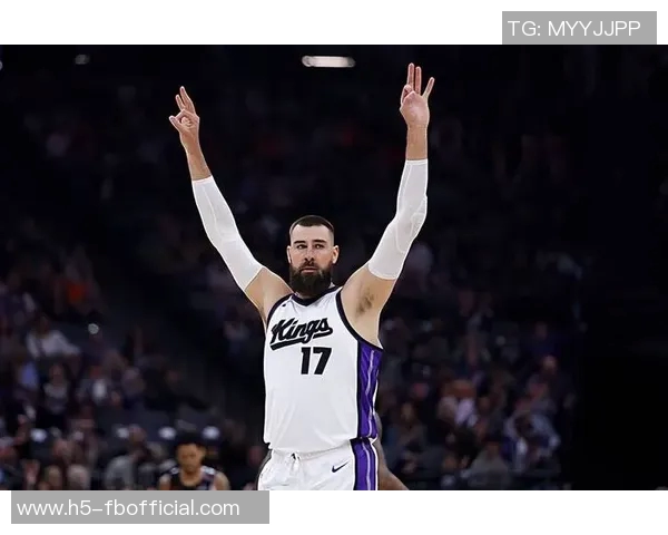 进攻乏力替补表现平平三分球命中率低迷仅得三分助攻却有贡献 进攻乏力替补表现平平三分球命中率低迷仅得三分助攻却有贡献