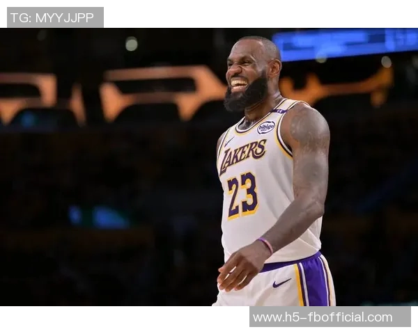 詹姆斯回忆童年梦想与高中觉醒打NBA成职业生涯的转折点 詹姆斯回忆童年梦想与高中觉醒打NBA成职业生涯的转折点