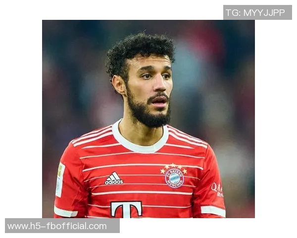 曼联10月最佳球员候选名单揭晓库尼亚姆伯莫拉门斯德里赫特争夺荣誉