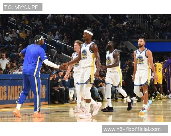 科尔确认库里巴特勒霍福德穆迪缺席湖人战役库里计划对阵开拓者