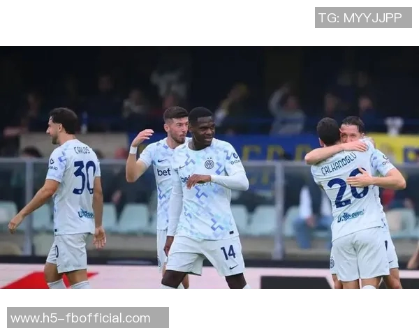 国米后防三老或明夏离队球队积极考察新后卫人选 国米后防三老或明夏离队球队积极考察新后卫人选