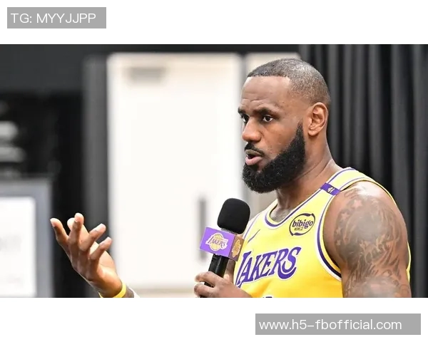 詹姆斯谈布朗尼独立生活亲子交流减少感慨万千 詹姆斯谈布朗尼独立生活亲子交流减少感慨万千