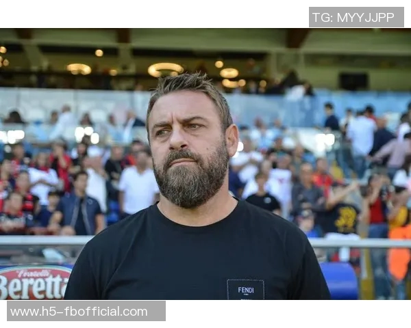 德罗西强调热那亚需保持一致态度以回报球迷信任 德罗西强调热那亚需保持一致态度以回报球迷信任