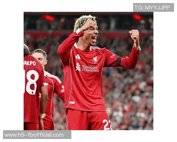 利物浦新海报亮相对阵利兹联维尔茨阿利松伊萨克齐聚一堂